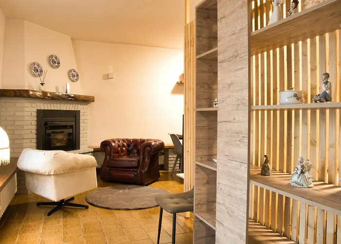 Apartament Cozy Mountain Escape Near
